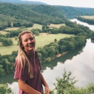 Meet your Posher, Kendra